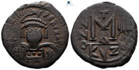Heraclius AD 610-641. Cyzicus. Follis or 40 Nummi Æ
