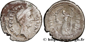 JULIUS CAESAR
Type : Denier 
Date : février - mars 
Date : 44 AC. 
Mint name / Town : Rome 
Metal : silver 
Millesimal fineness : 950  ‰
Diameter : 18...