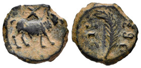 Segobriga. Cuadrante. 30-20 BC. Saelices (Cuenca). (Abh-2184). (Acip-3241). Anv.: Bull right, X between three pellets above. Rev.: Palm, latin legend ...