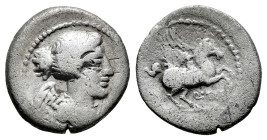 Titius. Q. Titius. Quinarius. 90 a.C. Rome. (Craw-341/3). (BMCRR Rome-2229). (Rsc-Titia 3). Anv.: Draped and winged bust of Victory right. Rev.: Pegas...