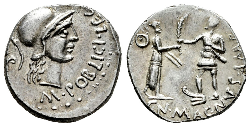 Pompeius Magnus. Cn. Pompeius Magnus y M. Poblicius. Denarius. 46-45 BC. Hispani...
