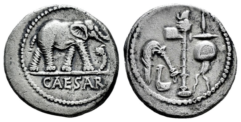 Julius Caesar. Denarius. 54-51 BC. Galia. (Ffc-50). (Craw-443/1). (Cal-640). Anv...