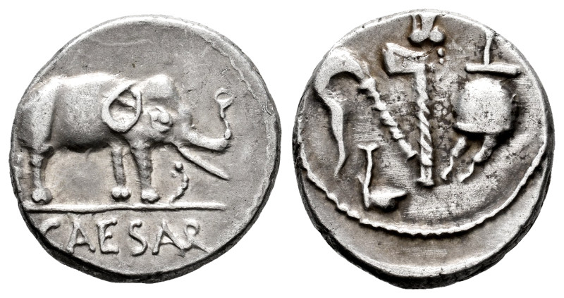 Julius Caesar. Denarius. 54-51 BC. Galia. (Ffc-53). (Craw-443/1). (Bmc-27). Anv....