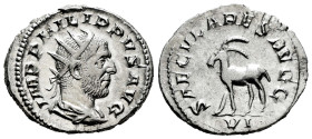 Philip I. Antoninianus. 248 AD. Rome. (Ric-IV 21). (Rsc-189). Anv.: IMP PHILIPPVS AVG, radiate, draped and cuirassed bust to right. Rev.: SAECVLARES A...