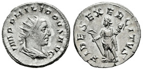 Philip I. Antoninianus. 244-247 AD. Rome. (Ric-IV 33). Anv.: IMP M IVL PHILIPPVS AVG, radiate, draped and cuirassed bust to right. Rev.: FIDES MILIT, ...
