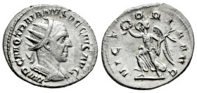 Trajan Decius. Antoninianus. 249-251 AD. Rome. (Ric-IV 29c). (Rsc-113a). Anv.: IMP C M Q TRAIANVS DECIVS AVG, radiate and cuirassed bust right. Rev.: ...