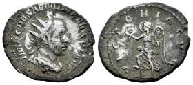 Aemilian. Antoninianus. 253 AD. Rome. (Ric-11). (Rsc-53). Anv.: IMP AEMILIANVS PIVS FEL AVG, radiate, draped, and cuirassed bust right. Rev.: VICTORIA...