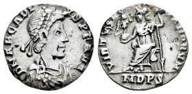 Arcadius. Siliqua. 393-394 AD. Mediolanum. (Ric-IX 32b = X 1227). (Rsc-27b). Anv.: D N ARCADIVS P F AVG, pearl-diademed, draped and cuirassed bust to ...