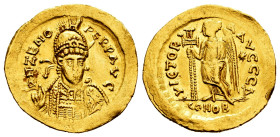 Zeno. Solidus. 476-491 AD. Constantinople. (Ric-X 910 & 929). (Depeyrot-112/1). Anv.: D N ZENO PERP AVG, helmeted, pearl-diademed and cuirassed bust f...