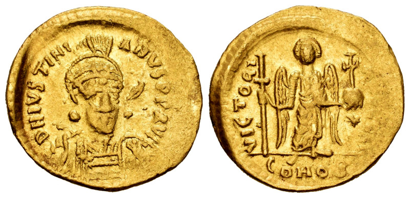 Justin I. Solidus. 519-527 AD. Constantinople. (Sear-56). Anv.: D N IVSTINVS P P...