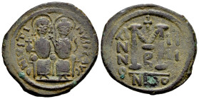 Justinus II with Sophia. 40 Nummi. RY 4 = 568/9 AD. Nicomedia. (MIBE-469). (Doc-94a). (Sear-369). Anv.: D N IVSTINVS P P AVG, nimbate imperial couple ...