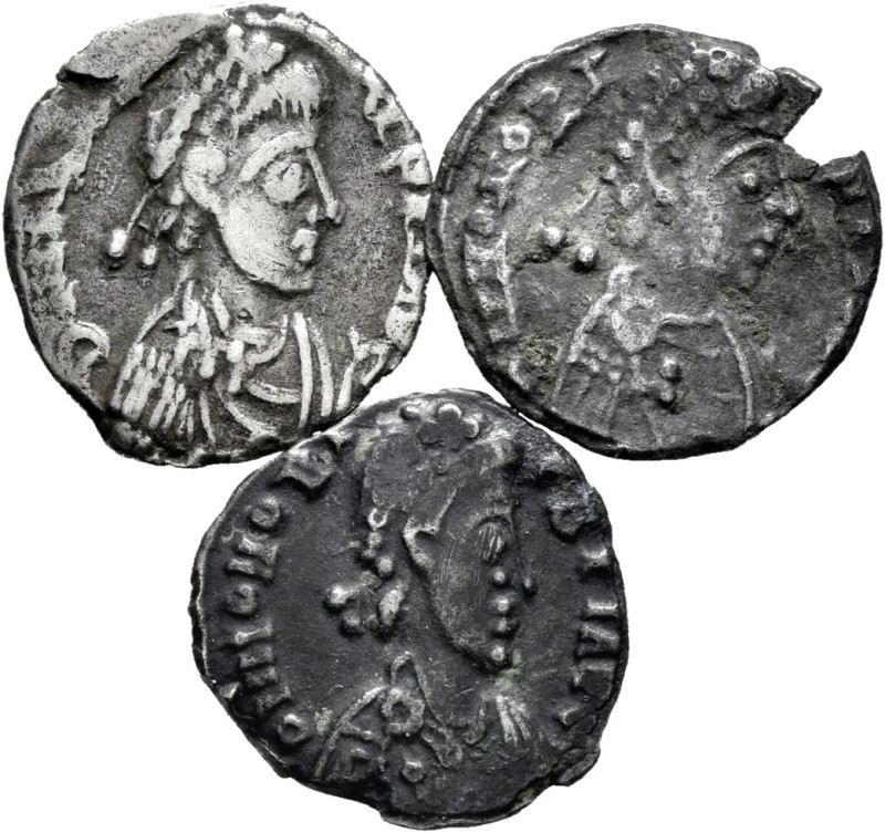 Lot of 3 coins of the Roman Empire. Siliquas of Honorio from different mints. Ag...