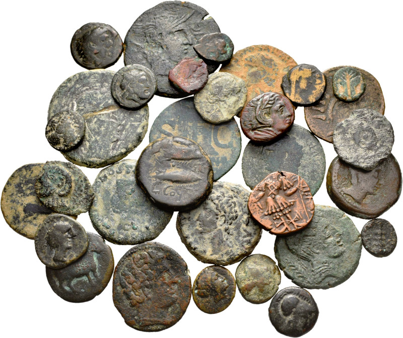 Lot of 31 bronzes from the Ancient World, mostly Iberian coins. TO EXAMINE. Almo...