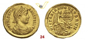 VALENTINIANO I (364-375) Solido, Costantinopoli. D/ Busto diademato, drappeggiato e corazzato R/ La Vittoria seduta nell'atto di scrivere in una coron...