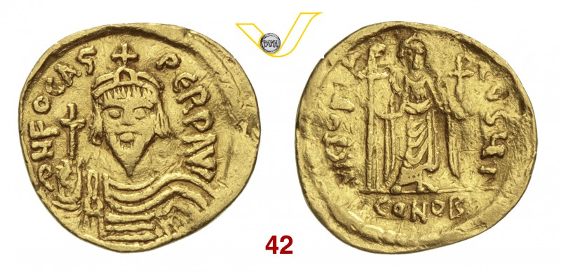 FOCAS (602-610) Solido, Costantinopoli. D/ Busto frontale con globo crucigero R/...