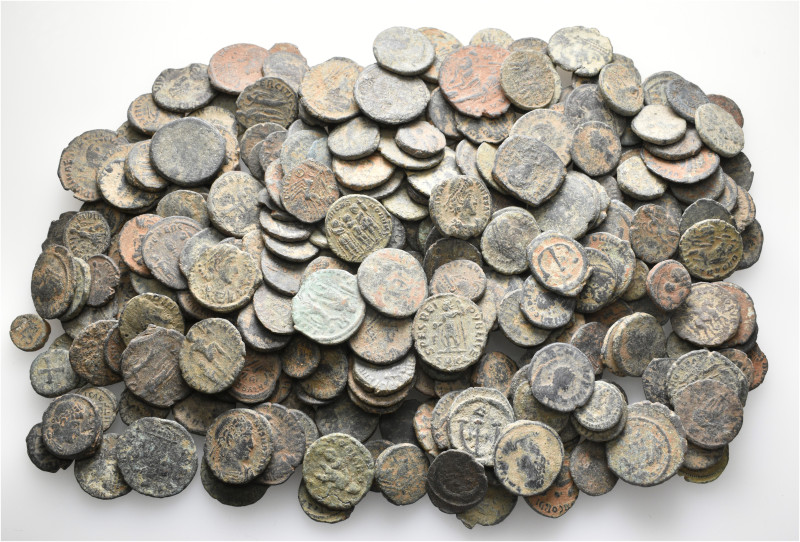 A lot containing 284 bronze coins. Mainly: Roman Imperial. Fair to fine. LOT SOL...