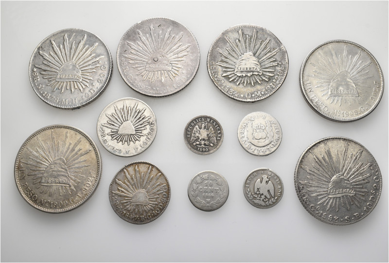 A lot containing 12 silver coins. All: Mexico. About very fine to extremely fine...