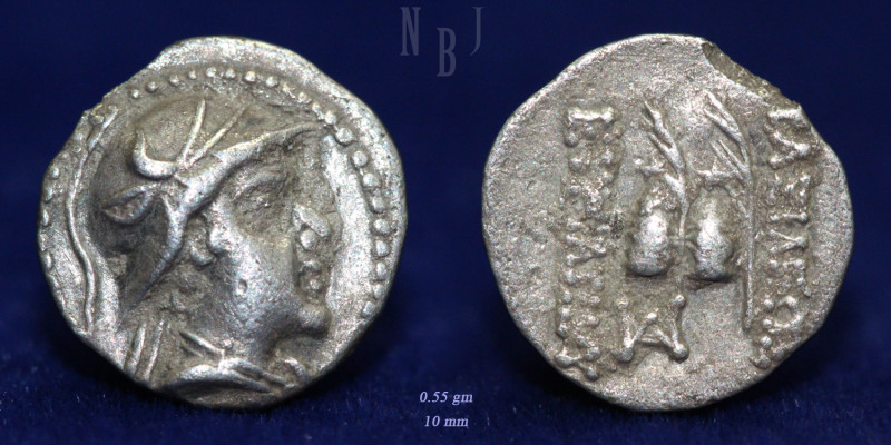 Baktria: Indo-Greek Kingdom AR Obol, Eukratides I (c. 170-145 BC). OBV: Diademed...