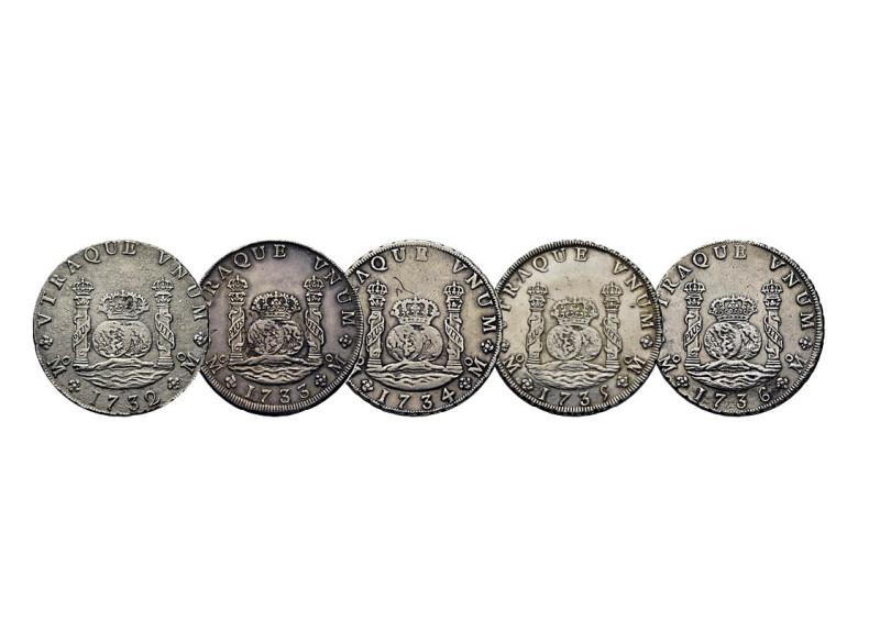 Colección de 8 reales columnarios de México. Felipe V (15), Fernando VI (14) y C...