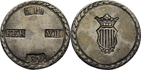 FERNANDO VII. Tarragona. 5 pesetas. 1809. Escudo ancho. Sin punto en FER