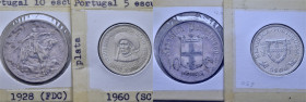 PORTUGAL. 10 y 5 escudos. 1928 y 1960. Batalla de Ourique y Don Enrique. Lote de 2
