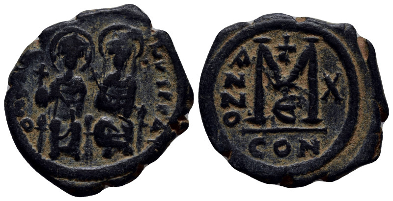 Justin II. 565-578. Æ Follis (27mm, 12.90 g). Constantinople mint, Dated year 10...