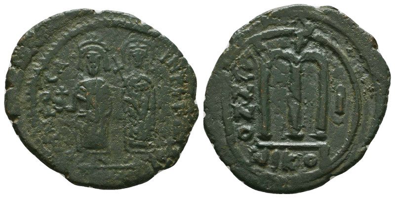 Byzantine Coins, Ae.Condition: Very Fine

Weight: 11,9 gr
Diameter: 32,6 mm