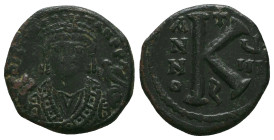 Byzantine Coins, Ae.Condition: Very Fine

Weight: 6,1 gr
Diameter: 21,9 mm
