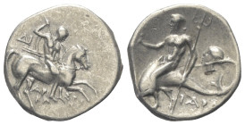 Kalabrien. Tarent.

 Didrachme oder Nomos (Silber). Ca. 272 - 240 v. Chr.
Vs: Krieger zu Pferde mit Schild und Speer nach rechts reitend; im Feld l...