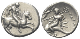 Kalabrien. Tarent.

 Didrachme oder Nomos (Silber). Ca. 272 - 240 v. Chr.
Vs: Krieger zu Pferde mit Schild und Speer nach rechts reitend; im Feld l...