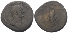 Hadrianus (117 - 138 n. Chr.).

 Sesterz. 119 - 121 n. Chr. Rom.
Vs: IMP CAESAR TRAIANVS HADRIANVS AVG P M TR P COS III. Büste mit Lorbeerkranz und...