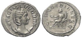 Otacilia Severa (Kaiserin 244 - 249 n. Chr.).

 Antoninian (Silber). 248 - 249 n. Chr. Rom.
Vs: OTACIL SEVERA AVG. Drapierte Büste mit Diadem auf M...