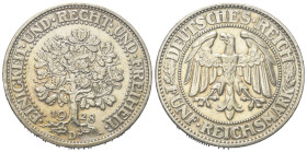 Weimarer Republik.

 5 Mark (Silber). 1928 D. München.
Vs: Eichbaum und Jahreszahl.
Rs: Reichsadler.

36 mm. 24,88 g. 

Jaeger 331.
 Sehr sch...