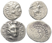 Griechische Münzen - Lots.


Alexander III. (Königreich Makedonien) / Rhodos (Inseln vor Karien).

Lot (2 Stück, Silber): Drachme; ca. 4. - 2. Jh...