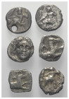 Griechische Münzen - Lots.


Selge (Pisidien) / Laranda (Lykaonien).

Lot (6 Stück, Silber): Obol; ca. 5. - 4. Jhdt. v. Chr.

Sehr schön - fast...