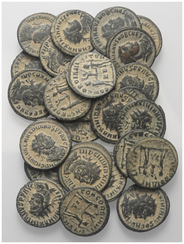 Römische Münzen - Lots. Kaiserzeit.


Lot (25 Stück, Kupfer): Antoniniane und...