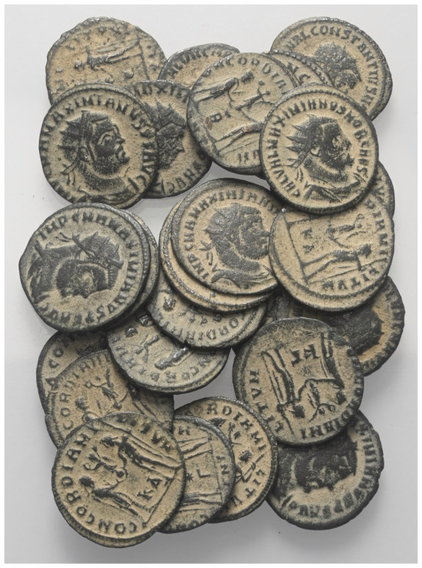 Römische Münzen - Lots. Kaiserzeit.


Lot (25 Stück, Kupfer): Antoniniane und...