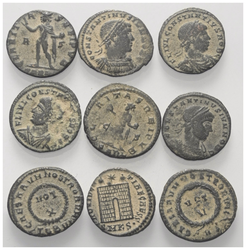 Römische Münzen - Lots. Kaiserzeit.


Lot (9 Stück, Kupfer): Folles des Const...