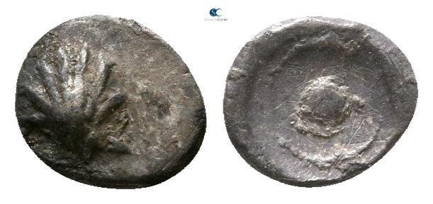Calabria. Tarentum circa 470-450 BC. 
Hexas AR

5mm., 0,13g.



very fine