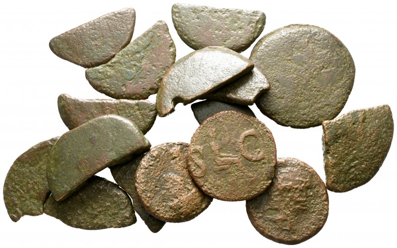 Lot of ca. 16 roman bronze coins / SOLD AS SEEN, NO RETURN! 

fine