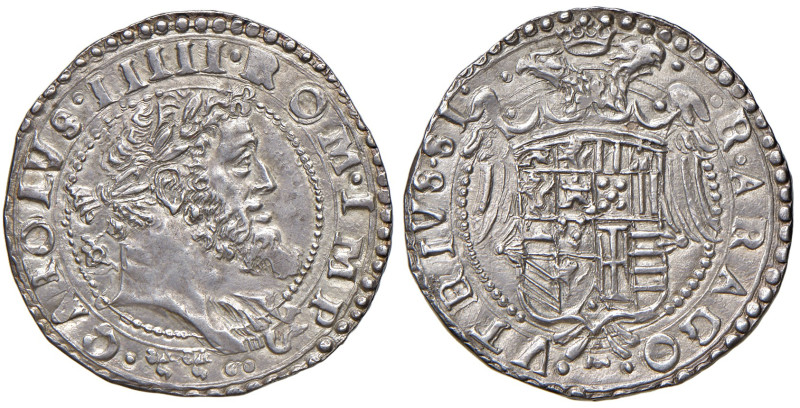 NAPOLI. Carlo V d'Asburgo (1516-1556). Tarì. AG (g 6,25). Magliocca 45. Doppio f...