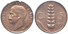 REGNO D'ITALIA. Vittorio Emanuele III (1900-1943). 5 Centesimi 1935. CU. Gig.281 NC Rame rosso. Periziato Antonio Rennella FDC rame rosso.
FDC