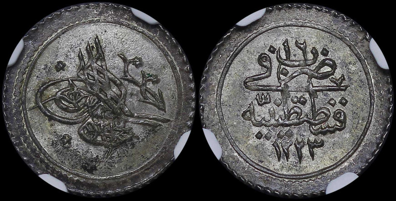 TURKEY: 5 Para [AH1223//16 (1823)] in silver (0,730). Toughra on obverse. Text, ...