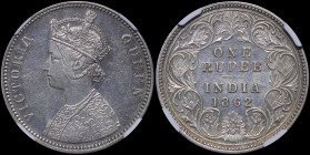 INDIA / BRITISH: 1 Rupee [1862 (C)] in silver (0,917). Crowned bust of Queen Victoria facing left on obverse. A wreath surrounding the denomination an...
