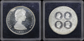 TURKS & CAICOS ISLANDS: 20 Crowns (1977) in silver (0,925). Bust of Elizabeth II with tiara facing right on obverse. Four George III cameos facing rig...