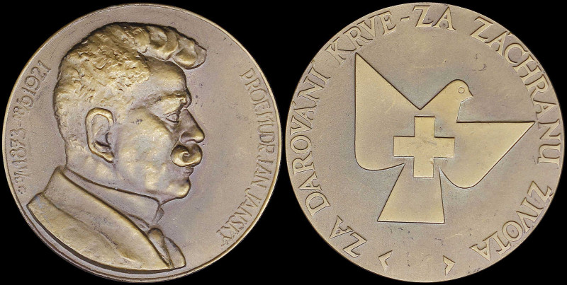 CZECHOSLOVAKIA: Bronze commemorative medal for Professor Mudr Jan Jansky (1873-1...