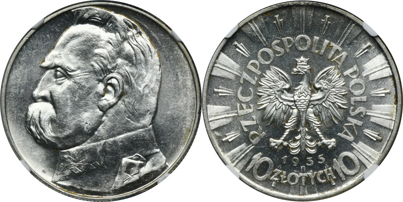 Piłsudski, 10 złotych 1935 - NGC MS62★ Menniczy egzemplarz. Moneta&nbsp; docenio...