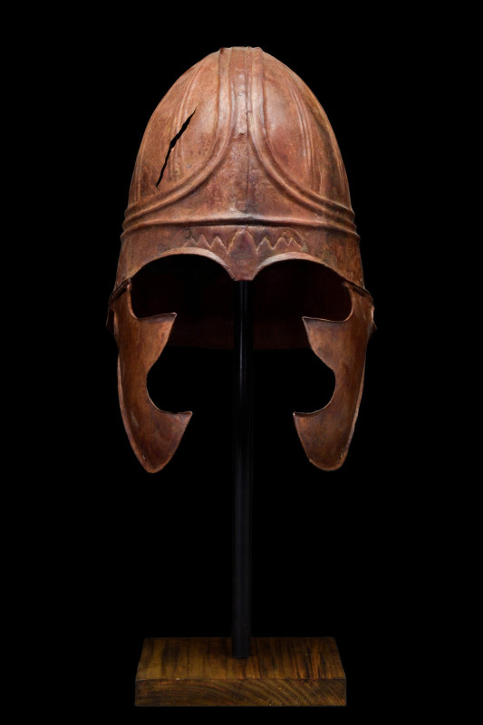 A PSEUDO-CHALCIDIAN HELMET
Northern Black Sea region, 4th century BC . 
A very...