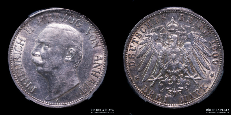 Estados Alemanes. Anhalt-Dessau. Friederich II. 3 Mark 1909 A. AG.900; 33mm; 16....