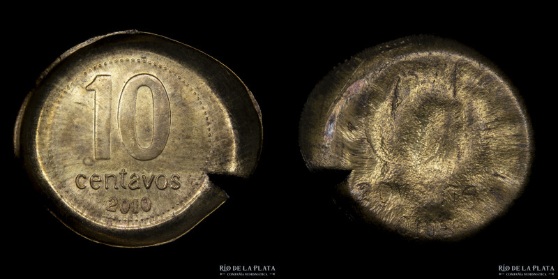 Argentina. Error. 10 Centavos 2010. Tapa de cuño. Bronce; 25mm; 2.23g. (UNC)
Es...